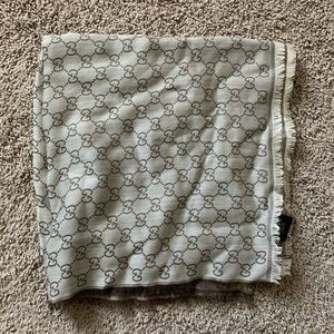 Gucci square scarf